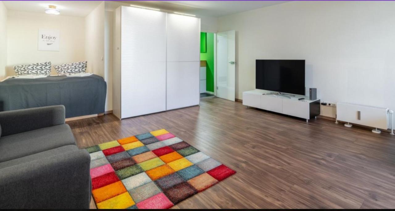 Apartment Am Eiskanal Augsburg Exterior foto